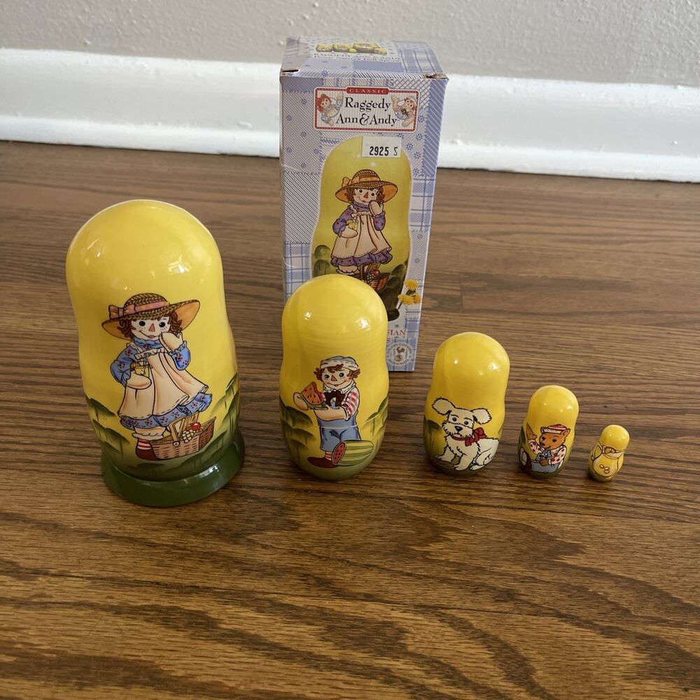 Raggedy Ann Nesting Dolls Russian Golden Cockerel 5 Piece Wooden Hand Painted